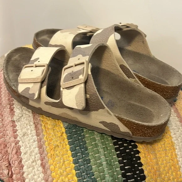 Brand: Birkenstock | Camo Print Leather Sandals - Picture 3 of 7